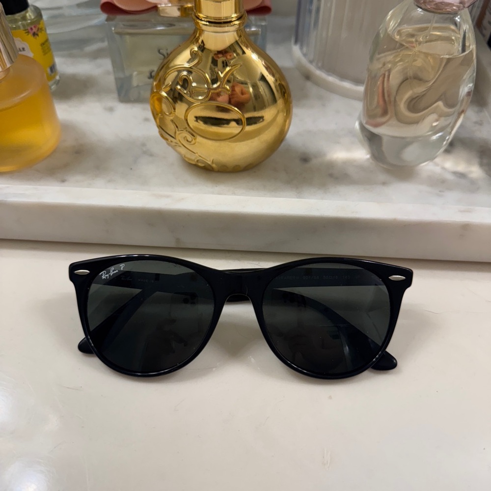 Ray-Ban Classic Black Sunglasses